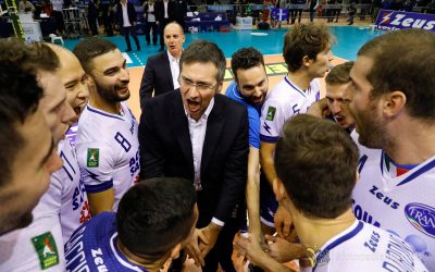 Comunicato stampa, la Top Volley Latina si prepara alla sfida con Castellana, match cruciale in chiave salvezza. Tubertini è determinato ma avverte: “Sfidiamo un avversario con una classifica bugiarda”