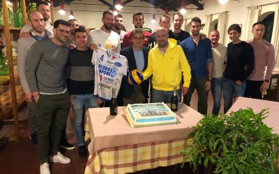 Cena di fine stagione per la Top Volley alla fattoria Prato di Coppola. Tra i giocatori anche Federico Tosi