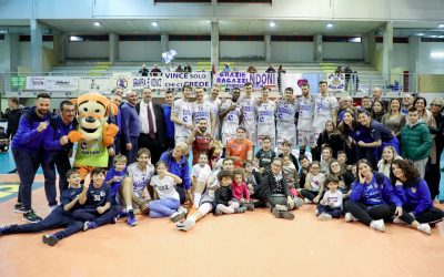 La Top Volley Cisterna conquista l’ottavo derby consecutivo con Sora e continua la rincorsa salvezza. Falivene: «Ci aspettano sei finali»