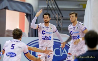 Domani (18:00) la Top Volley Cisterna ospita il Monza con 200 spettatori. Kevin Tillie: «Dobbiamo giocare insieme per uscire da questa situazione»