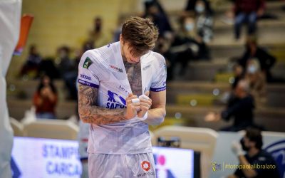 Il taglialegna Szwarc sale al 18° posto tra i bomber di Superlega. «Avevo già giocato da opposto prima di arrivare in Italia, felice per vittoria e Mvp»