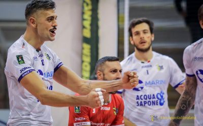 Domani alle 17:00 la Top Volley Cisterna riceve Milano. Kovac: «Ci servono risultati perché abbiamo sempre di più l’acqua alla gola». Rondoni: «Giocare come fossero tutte finali»