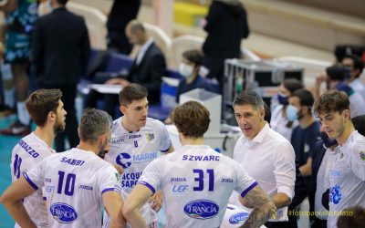 Revisione del planning, nuovi play-off e abolizione della retrocessione. Righi (Lega Pallavolo Serie A): «I recuperi delle gare sono arrivati a un numero ingestibile». Falivene: «La nostra stagione resta fallimentare»