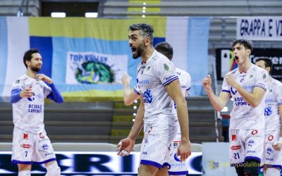 La Top Volley Cisterna torna a vincere e sorride. Vibo superata al quinto set di una partita intensa. Sabbi: «Questa vittoria è una liberazione»