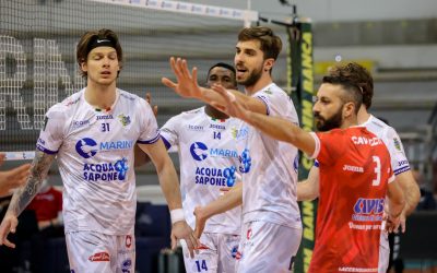 Top Volley Cisterna determinata nell’allenamento congiunto con il Sabaudia. Sabbi: «Per noi è stato un buon allenamento, dobbiamo lavorare molto»